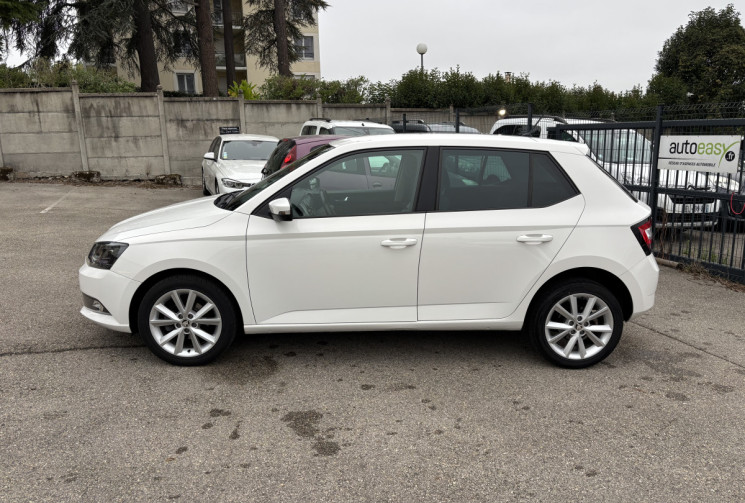 Skoda Fabia 1.2 TSI / 90 CH / AMBITION 