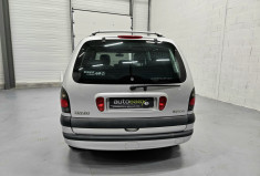 Renault Espace 2.0 16 v 140 cv expression / 7 places / 1° main / entretien concession 