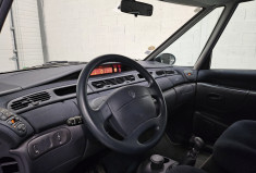 Renault Espace 2.0 16 v 140 cv expression / 7 places / 1° main / entretien concession 