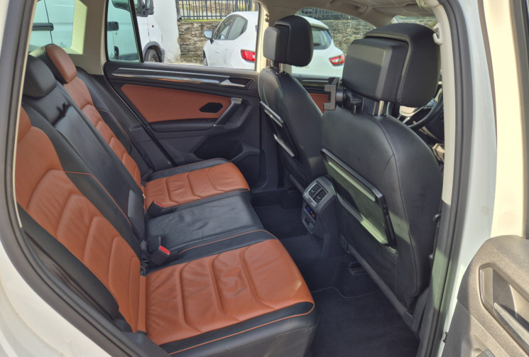 Volkswagen Tiguan 2.0 TDI 150 Carat 4Motion DSG7 Toit ouvrant / Cuir