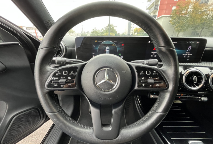 Mercedes Classe A Hatchback 180 d 1.5 d 7G-DCT 116 cv Boîte auto
