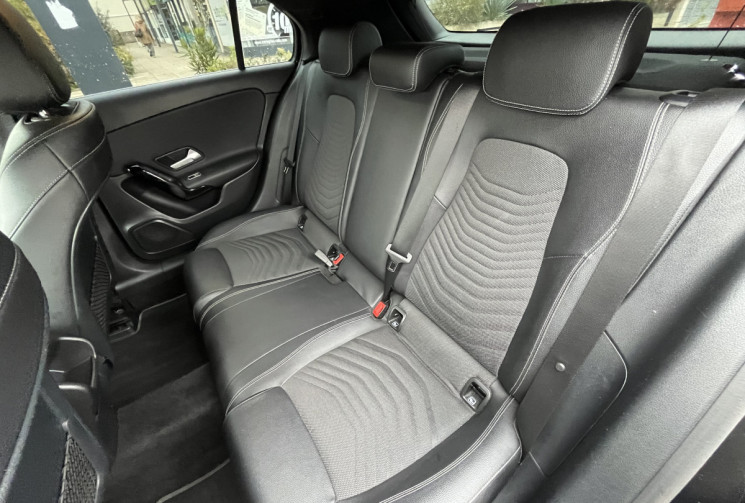 Mercedes Classe A Hatchback 180 d 1.5 d 7G-DCT 116 cv Boîte auto