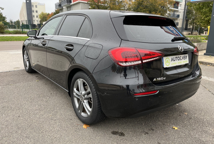 Mercedes Classe A Hatchback 180 d 1.5 d 7G-DCT 116 cv Boîte auto
