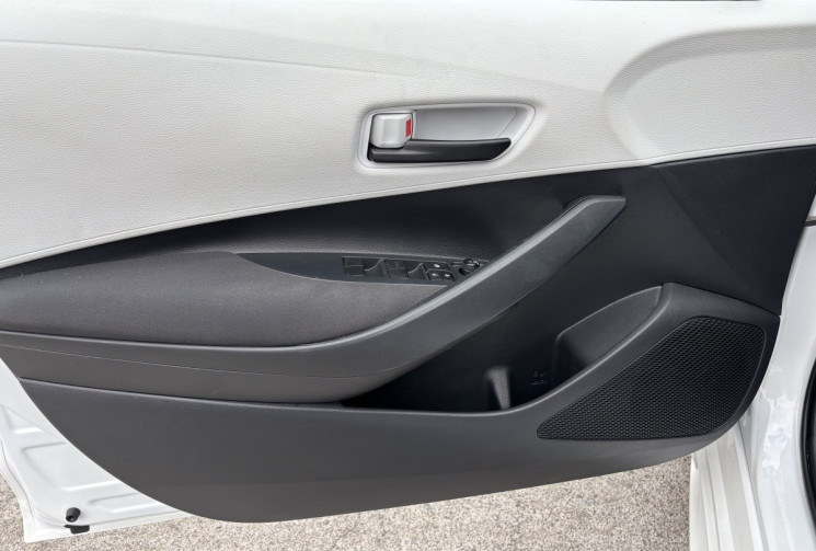 Toyota Corolla 1.8 HYBRIDE 122 DYNAMIC