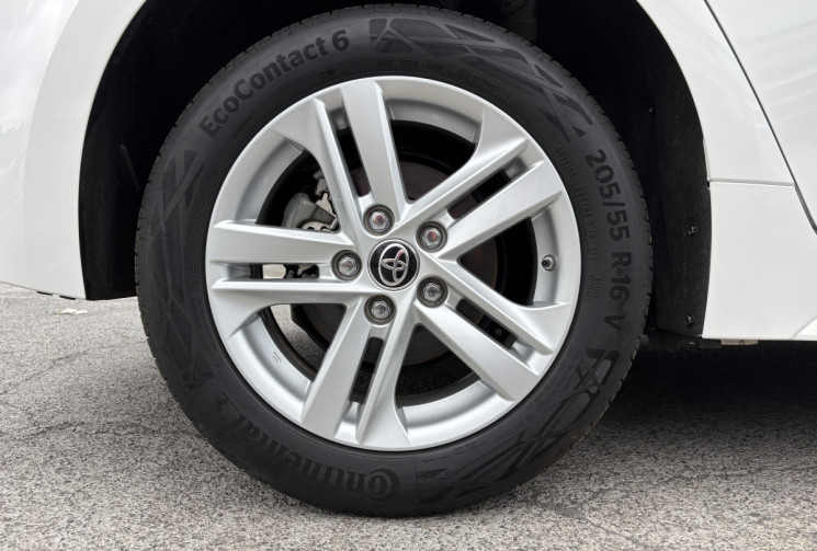 Toyota Corolla 1.8 HYBRIDE 122 DYNAMIC