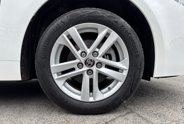 Toyota Corolla 1.8 HYBRIDE 122 DYNAMIC