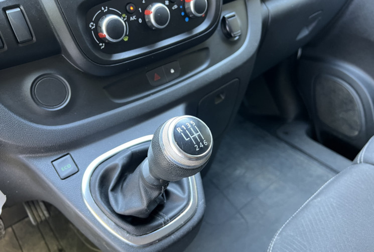 Renault Trafic L1H1 2.0 dCi 120 Confort / TVA Récupérable / Caméra / LED / Clim / Moteur à Chaine