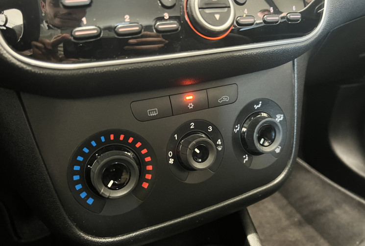 FIAT Punto 1.2 8v 69 ch Italia 3p PACK CLIM
