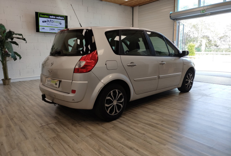 Renault Scénic II MEGANE SCENIC 1.5 dCi 106cv EXPRESSION