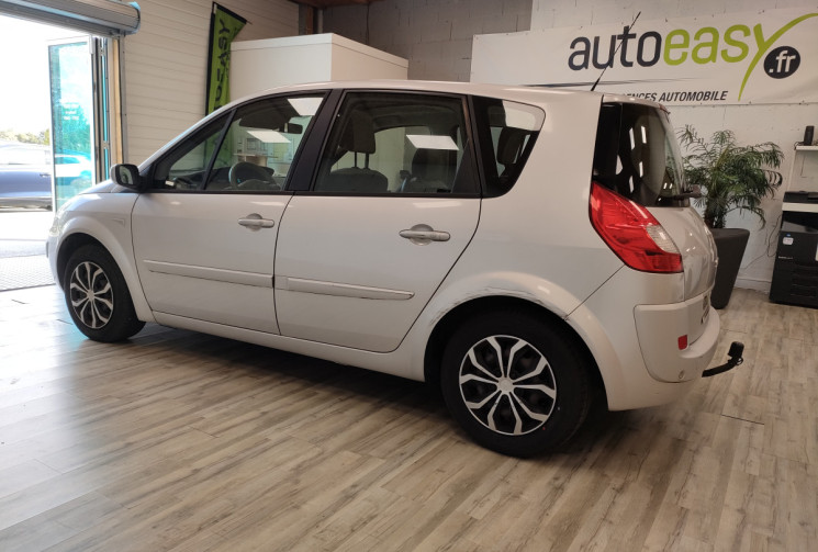 Renault Scénic II MEGANE SCENIC 1.5 dCi 106cv EXPRESSION