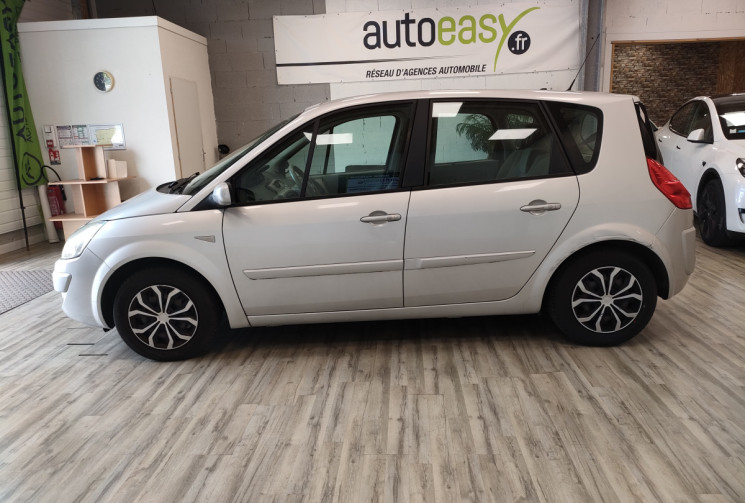 Renault Scénic II MEGANE SCENIC 1.5 dCi 106cv EXPRESSION