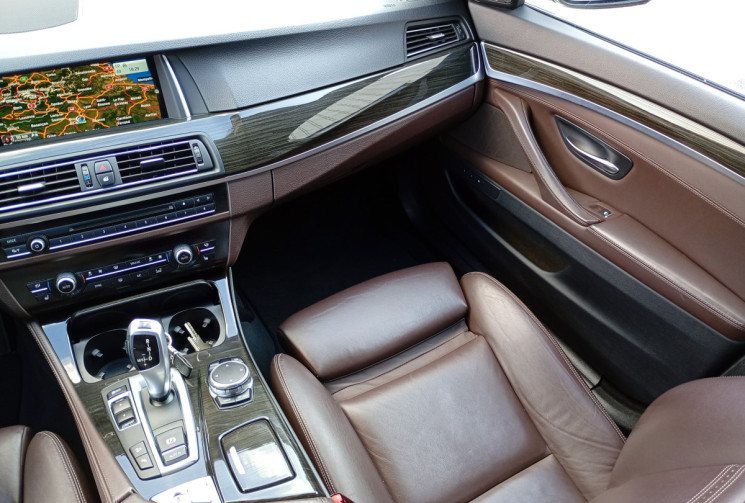 BMW Série 5  SERIE 5 (F10) 535DA 313CH LUXURY