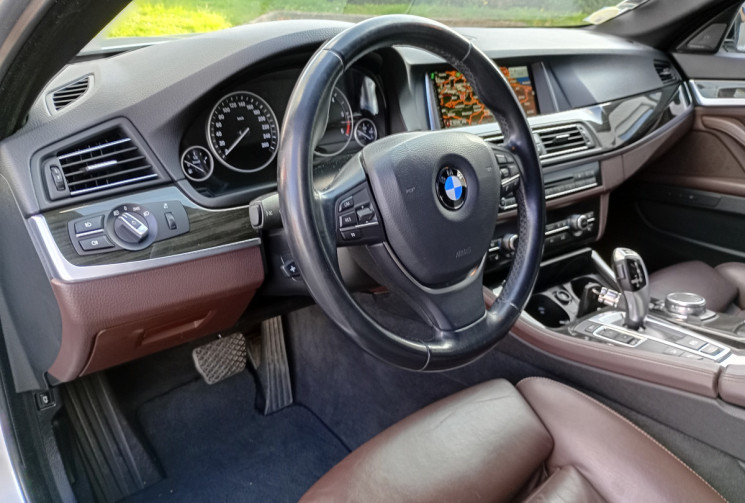 BMW Série 5 (F10) 535D 313 ch XDrive *Luxury