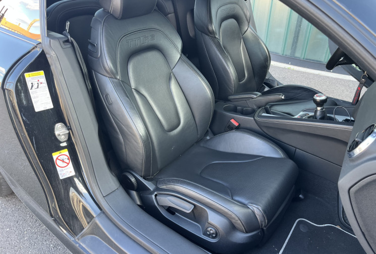 Audi TT RS 2.5 TFSI 360ch Plus quattro S tronic 7 / Suivi d'entretien
