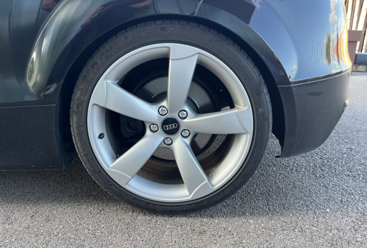 Audi TT RS 2.5 TFSI 360ch Plus quattro S tronic 7 / Suivi d'entretien