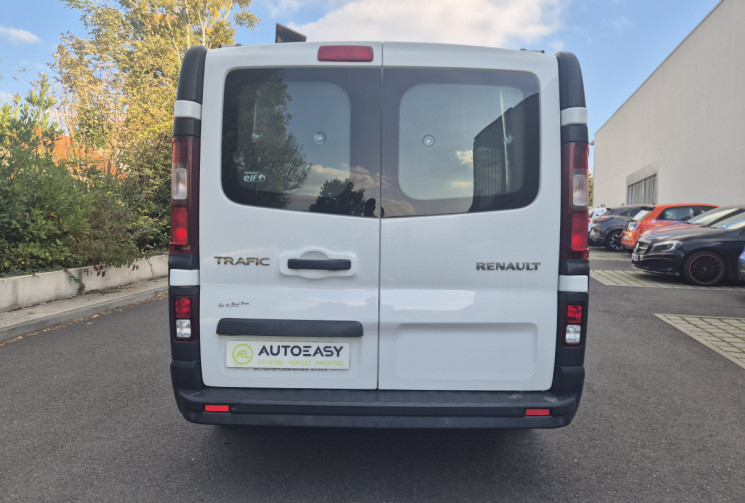 Renault Trafic 1.6 dCi 95ch Life 9 places  Renault Trafic 1.6 dCi 95ch Life 9 places
