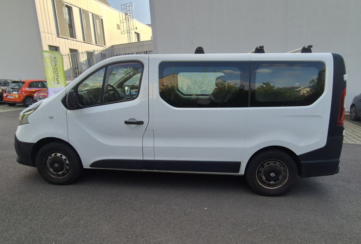 Renault Trafic 1.6 DCI 95CV 9Places