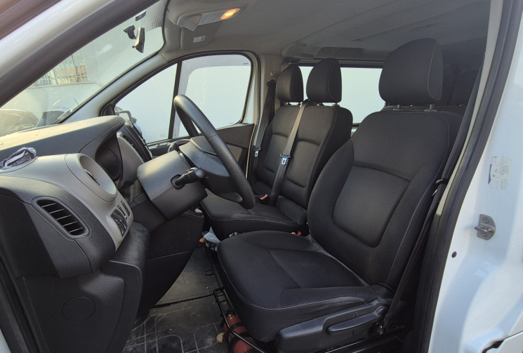 Renault Trafic 1.6 dCi 95ch Life 9 places  Renault Trafic 1.6 dCi 95ch Life 9 places