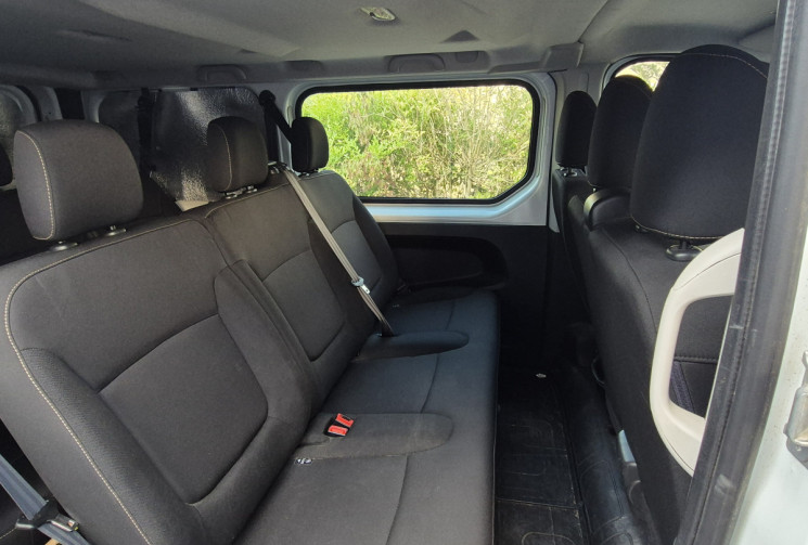 Renault Trafic 1.6 dCi 95ch Life 9 places  Renault Trafic 1.6 dCi 95ch Life 9 places