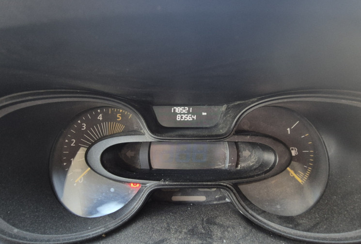 Renault Trafic 1.6 DCI 95CV 9Places