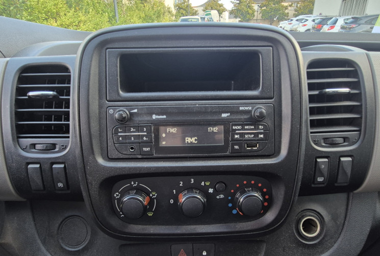 Renault Trafic 1.6 DCI 95CV 9Places