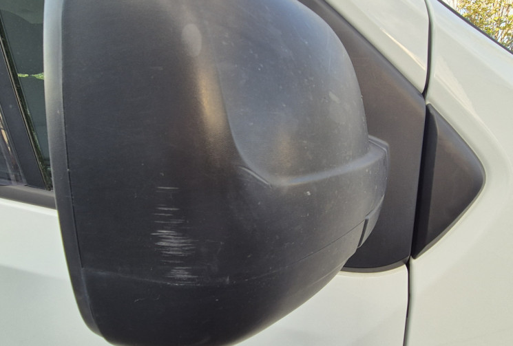 Renault Trafic 1.6 dCi 95ch Life 9 places  Renault Trafic 1.6 dCi 95ch Life 9 places