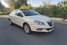 Lancia DELTA III 1.6 Multijet 120 Platino Toit ouvrant / siège alcantara / Attelage