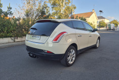 Lancia DELTA III 1.6 Multijet 120 Platino Toit ouvrant / siège alcantara / Attelage