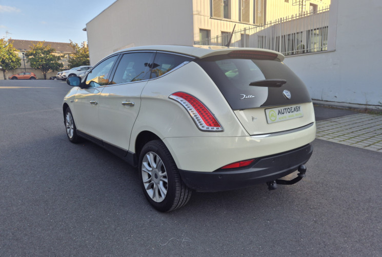 Lancia DELTA III 1.6 Multijet 120 Platino Toit ouvrant / siège alcantara / Attelage