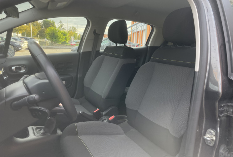 Citroën C3 SHINE 1.2 PureTech 83 ch  BVM5 Courroie distribution OK