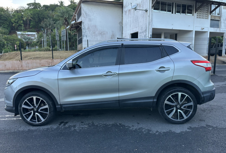 Nissan Qashqai 1.2 DIG-T 16V 2WD S&S 115 cv Tekna // Première main // Chaine de distribution