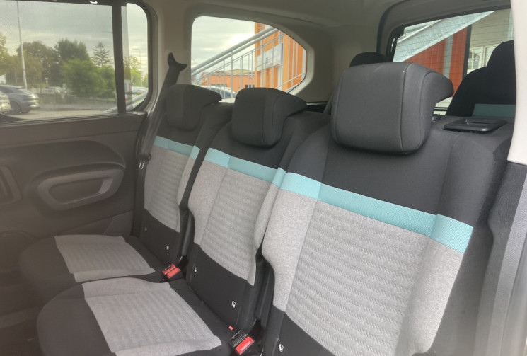 Citroën Berlingo Van XL  Pure Tech 110 ch FEEL COUROIE DISTRIBUTION OK