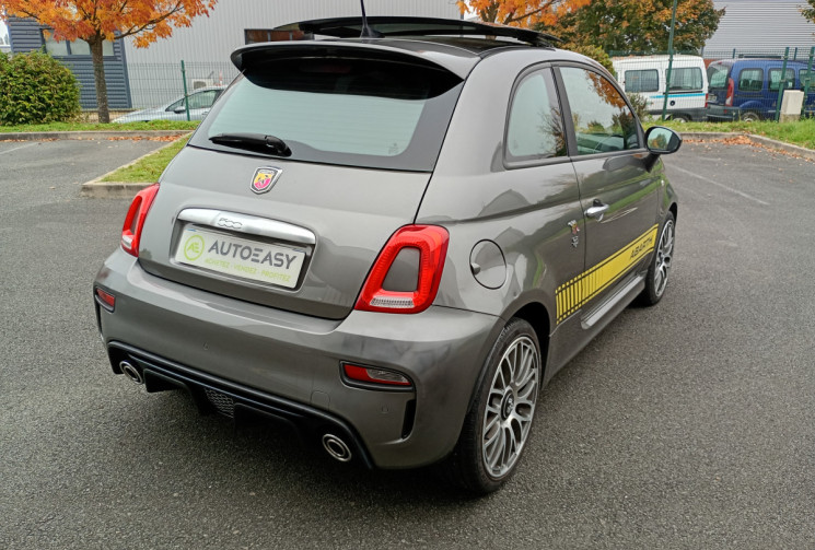 Abarth 500 1.4 16V T-JET 145 ch 595 / Toit ouvrant