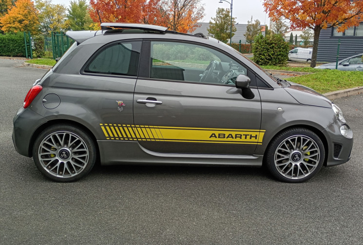 FIAT 500  ABARTH 595 1.4 16V T-JET 145ch *Toit ouvrant*