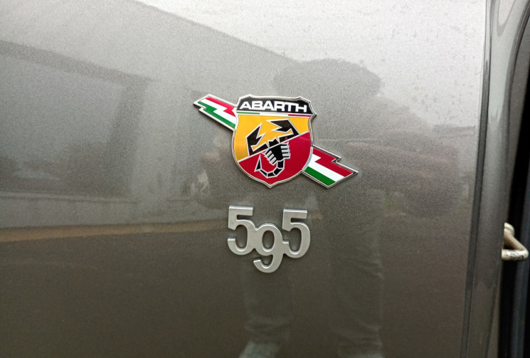 FIAT 500  ABARTH 595 1.4 16V T-JET 145ch *Toit ouvrant*