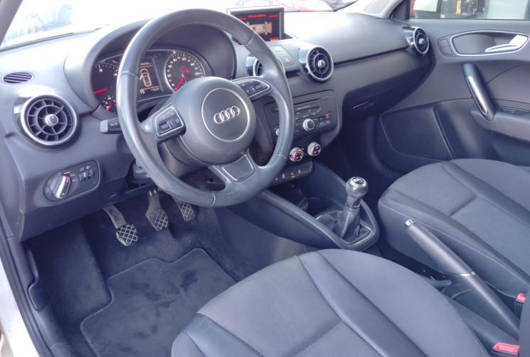 Audi A1 1.6 TDI 90ch FAP Ambition