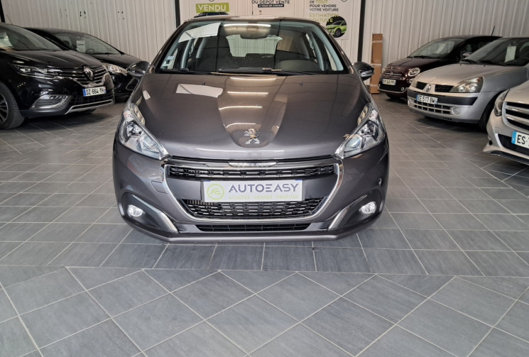 Peugeot 208 1.2 PureTech 110 ALLURE - SUPERBE - 2E MAIN - SUIVI GGE - DISTRI OK - GARANTIE -