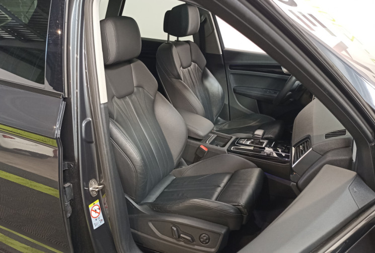 Audi Q5 40 TDI Mild Hybrid 204 ch Avus quattro S tronic 7 / révision à jour