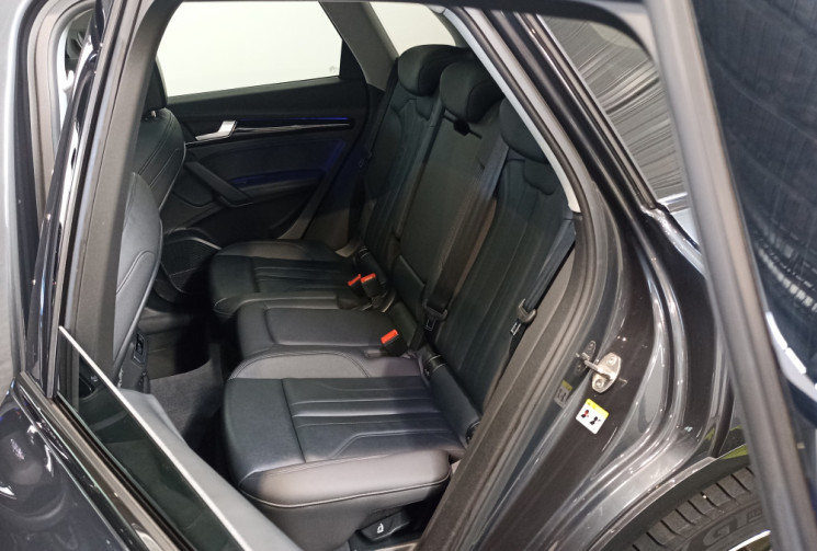 Audi Q5 40 TDI Mild Hybrid 204 ch Avus quattro S tronic 7 / révision à jour