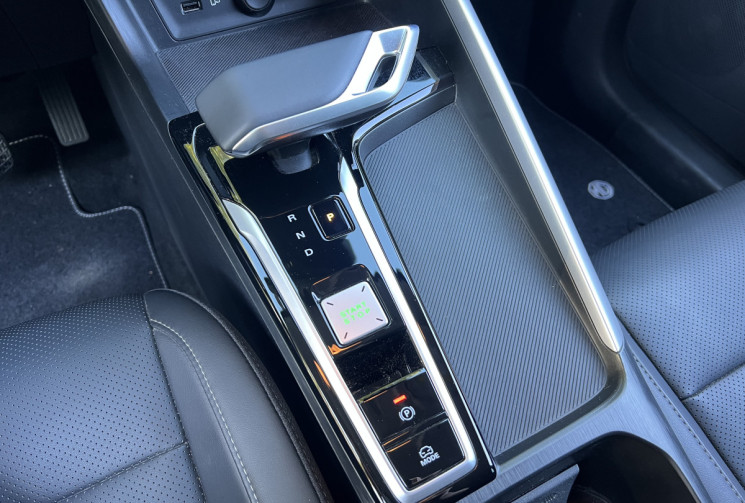 MG ZS Hybrid+ 197ch Luxury / 1ère Main / Caméra 360 / Carplay / Garantie 7 Ans