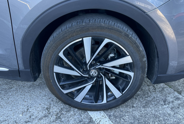 MG ZS Hybrid+ 197ch Luxury / 1ère Main / Caméra 360 / Carplay / Garantie 7 Ans
