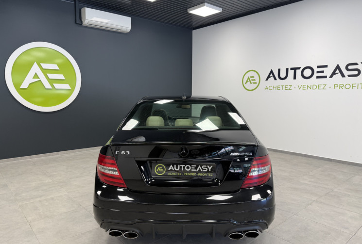 Mercedes Classe C Phase 2 Berline 63 AMG 6.2 i V8 32V 7G-TRONIC 457 cv 