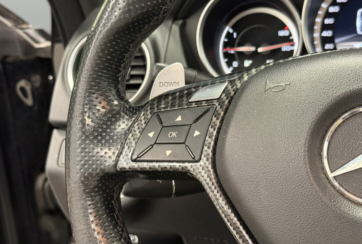 Mercedes Classe C Phase 2 Berline 63 AMG 6.2 i V8 32V 7G-TRONIC 457 cv 
