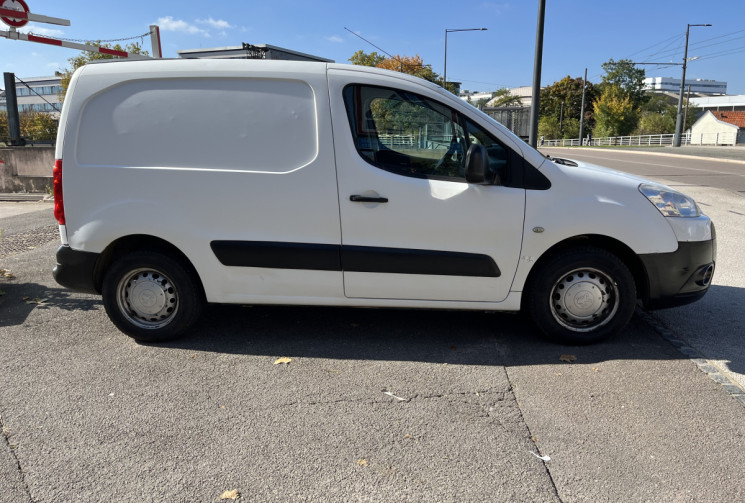 Peugeot Partner Utilitaire L1 600 Kg 1.6 HDi Fourgon 75 cv