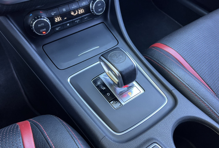 Mercedes Classe A 45 AMG 360 4-Matic Speedshift DCT / Véhicule Français / Carplay / Recaro / Caméra 