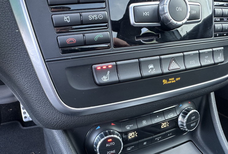 Mercedes GLA 45 AMG 2.0 i TURBO 4MATIC 7G-DCT 360 CV - IMMATRICULATION FRANCE-TOIT OUVRANT - CUIR...