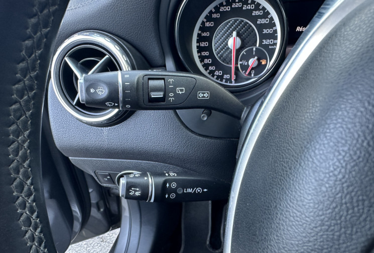 Mercedes GLA 45 AMG 2.0 i TURBO 4MATIC 7G-DCT 360 CV -- TOIT OUVRANT - CUIR...