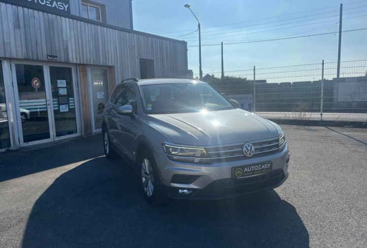Volkswagen Tiguan 115 CV 2 TDI  / CAR PLAY / CAMERA RECUL / GARANTIE 12 MOIS 