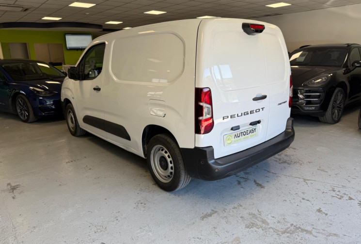 Peugeot Partner 100 cv  PACK PREMIUM CONNECT  18 000 km !!!!