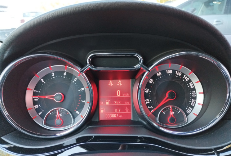 Opel Adam 1.4 i S&S 87 Unlimited BVM5 / 1° main
